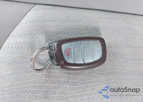 2016 Hyundai Sonata Plug-In Hybrid из США, поврежденный, VIN KMHE14L21GA022368